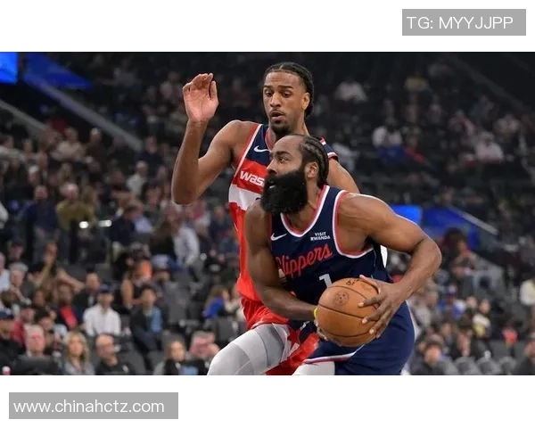 国王队力拼快船队 新赛季西部激战提前上演